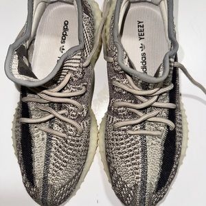 yeezy boost 350 V2 ‘zyon’